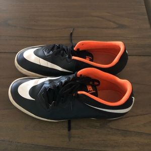 Black Indoor Soccer Nike Men 10.5